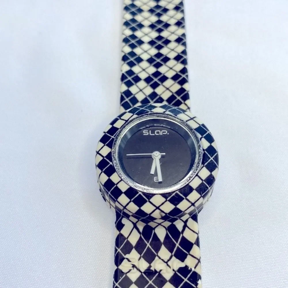 Working! Y2K Slap Bracelet Watch